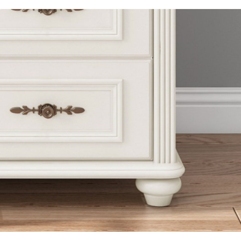 Garde-robe simple de couleur unie