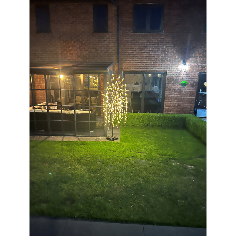 152cm Solar Powered Integrated LED Lawn Ornament