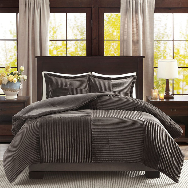 Full/Queen Plush Down Alternative Comforter Set