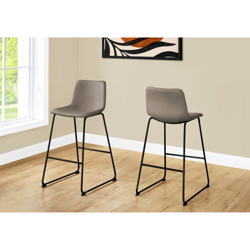 Chaise de bureau à hauteur de bar avec aspect en cuir brun et base en métal noir avec base rembourrée taupe douce