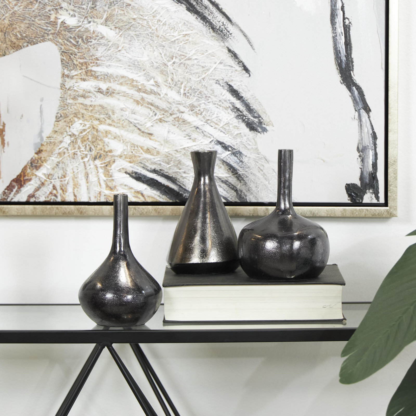 Bozeman Earthenware Table Vase, Black