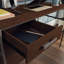 Bureau, finition brune