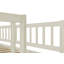 Lit simple superposé au dessus d'un escalier avec lit gigogne-626036227