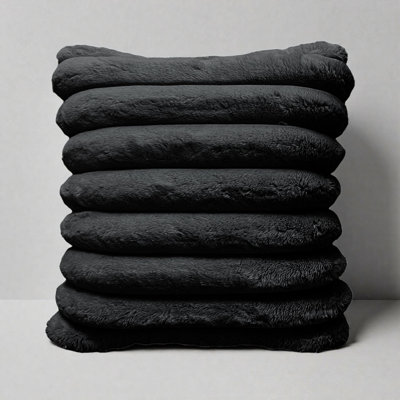 Coussin à poils longs moelleux 2X2 Ft