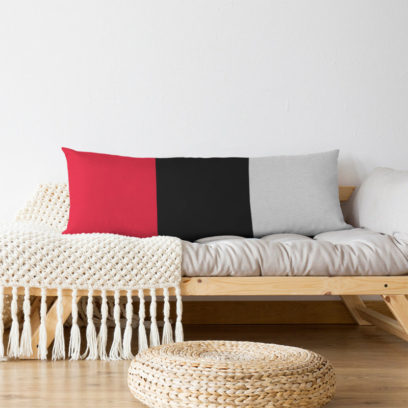 Oreiller de corps en polyester / polyester Arizona Football Stripes, Rouge / milieu noir, Acuff 