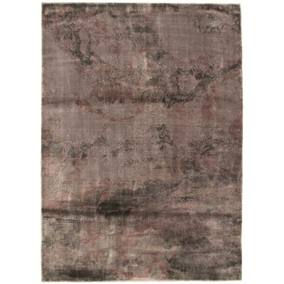 Quinones Viscose Abstract Indoor Rug