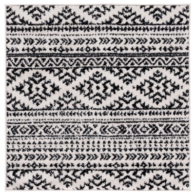 Cobos Performance Geometric Pattern Rug
