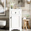 Meuble-lavabo de 20 po avec lavabo en céramique, porte à fermeture douce, tablette réglable et support de porte, blanc, finition moderne pour une salle de bain élégante, petit rangement-1251696270