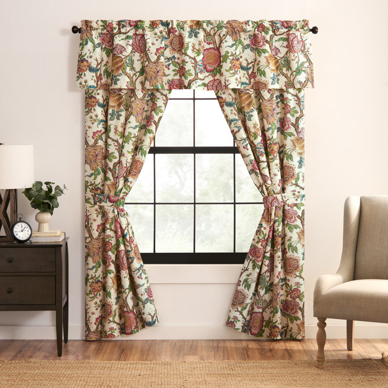 Bronte Floral Tailored Window Valance