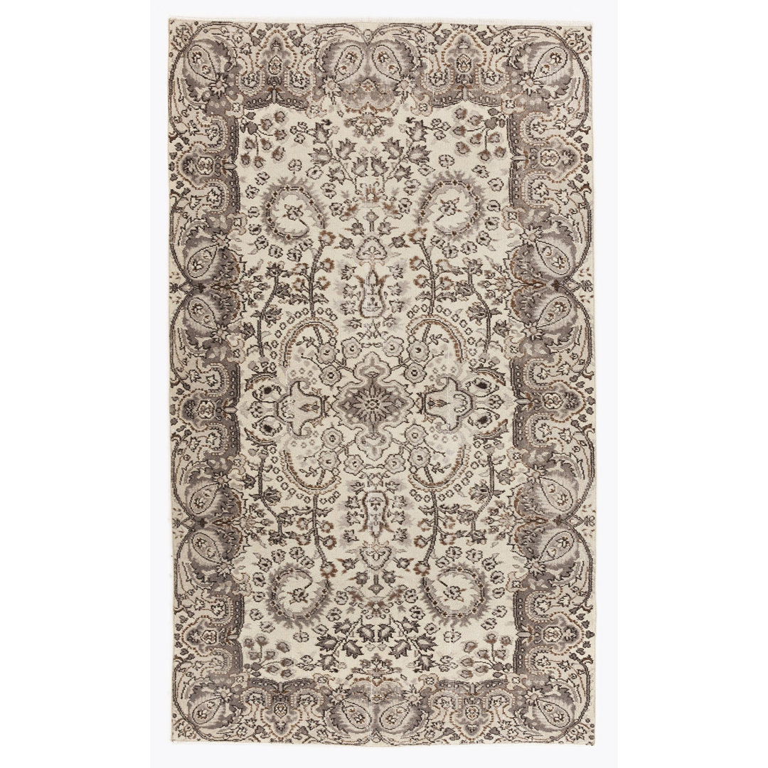 Round Strom Hand Knotted Area Rug
