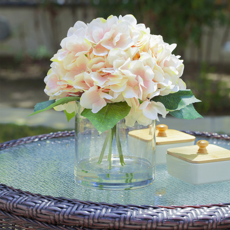 Hortensias en vase, Pêche
