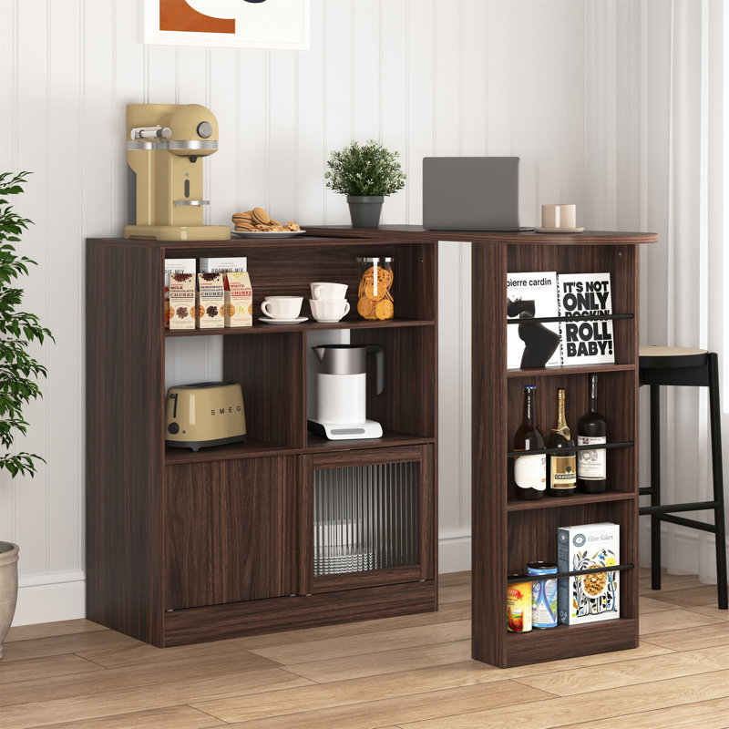 Bar moderne avec plateau tournant