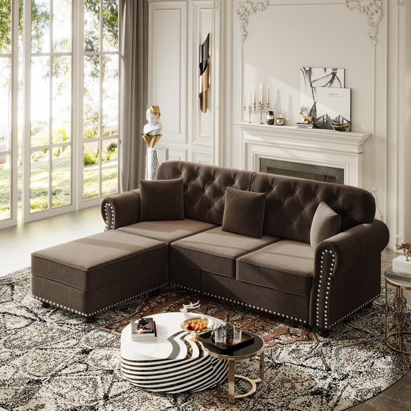 Canapé Chesterfield Mid-Century moderne en velours avec garniture cloutée, accoudoirs roulés et 3 coussins, pour des espaces de vie élégants