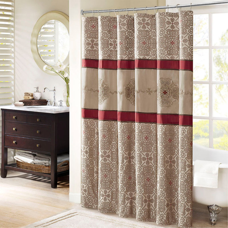 Rideau de douche brodé, Rouge