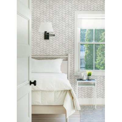 Arbutis Andrya 33' L x 20.5" W Smooth Wallpaper Roll