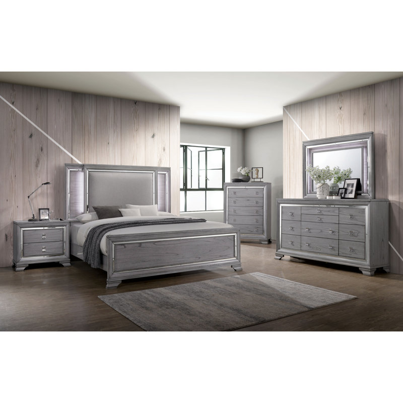 Meaghann Upholstered Standard Bed, King