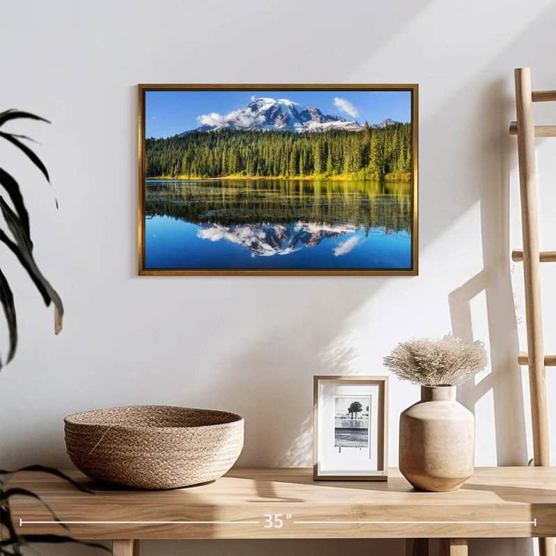 Lac alpin près du mont Rainier, 19 po x 13 po, Cadre flottant doré