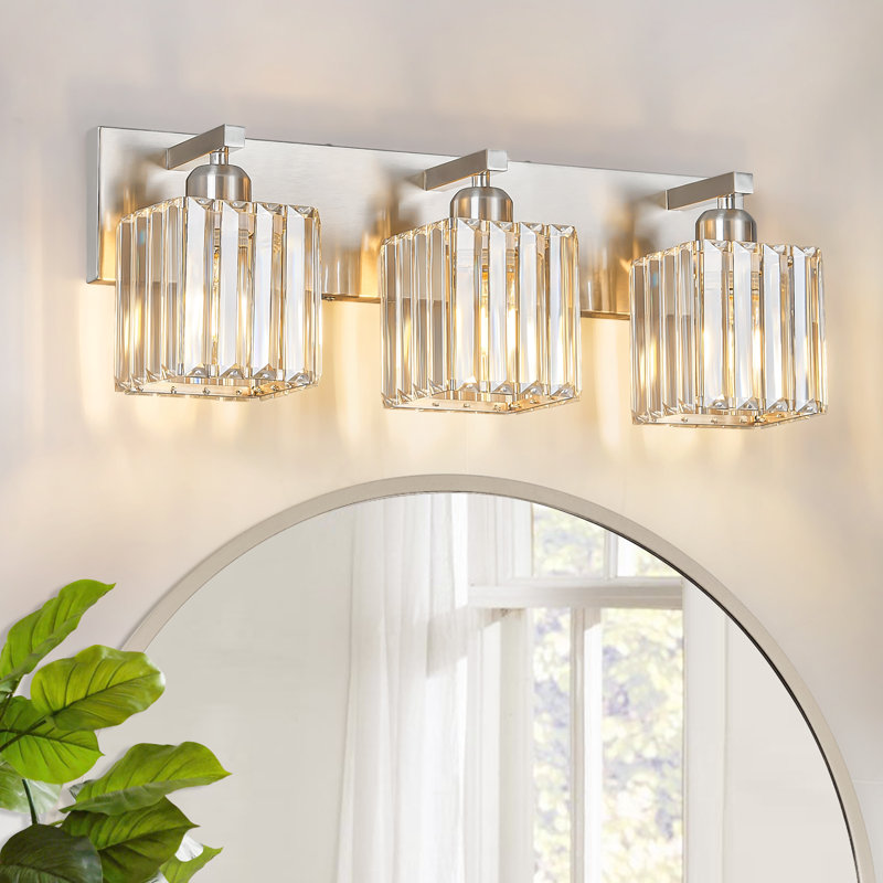 Éclairage pour meuble-lavabo à intensité variable Lanceton, Trois lumières, Nickel sablé