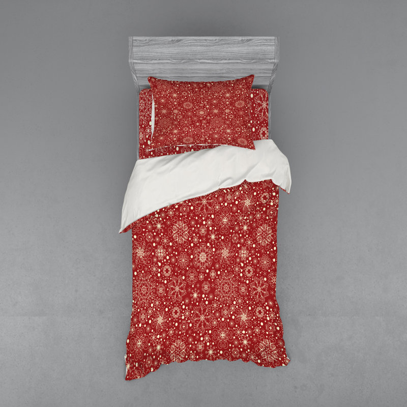 Traditional Floral Duvet Cover, Twin Duvet Cover + 2 Additional Pieces