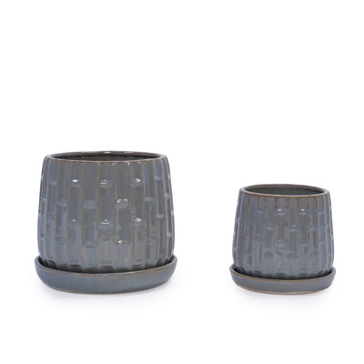 Handmade Gray Glazed Ceramic Planter Set Of 2, 6" & 8" Diameter, Vertical Ribbed Pattern, For Succulents & Herbs Indoor/Outdoor Shelf & Table Use, Breathable Clay With Saucers
