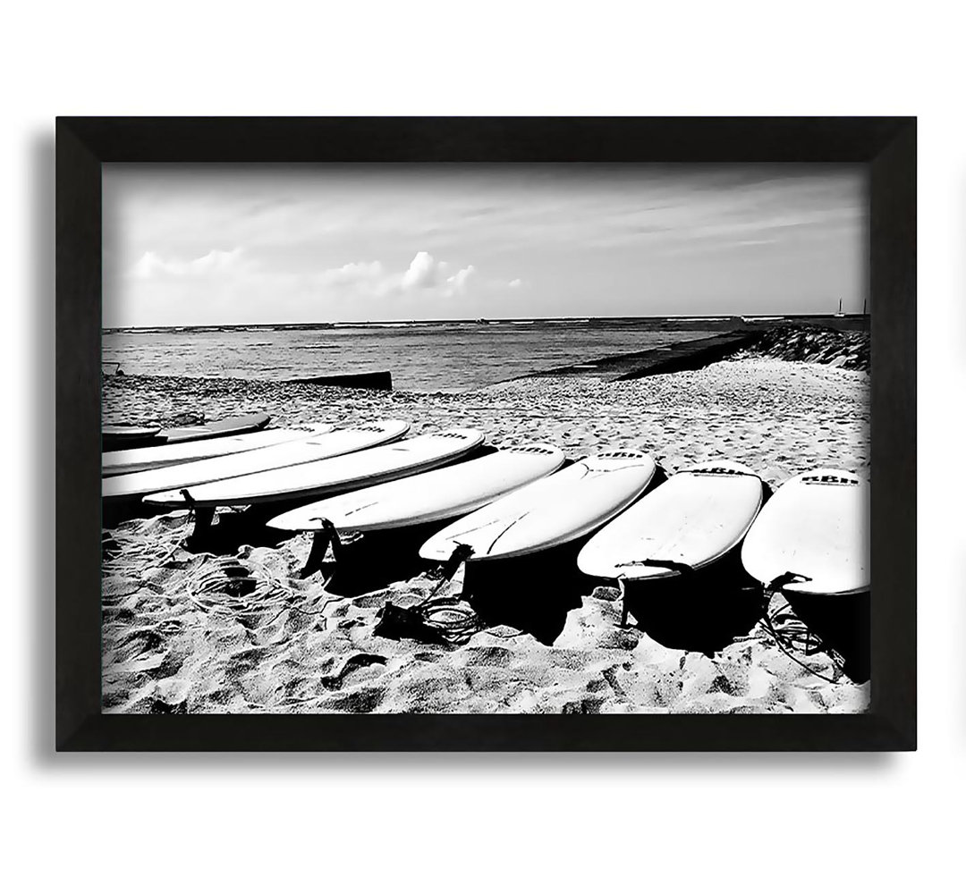 Gerahmtes Wandbild Surfboard Line-Up B N W