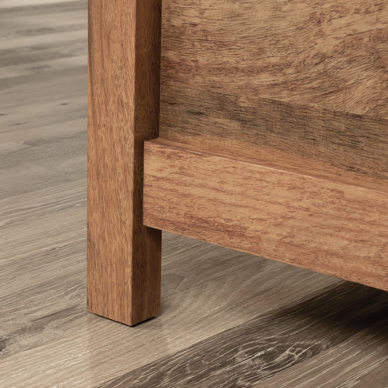 Darries Armoire