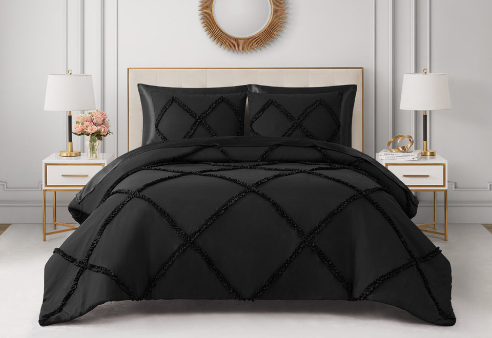 Diamond Ruffle Bedding Set