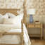 Grand lit avec tête de lit et finition naturelle l 63,5 po x l 87 po x H 68 po