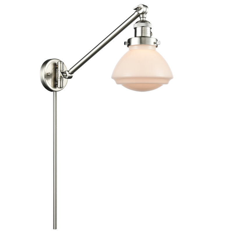 Lampe murale avec bras pivotant 1 lumière Chesterville, Incandescent, Blanc mat, Nickel satiné brossé