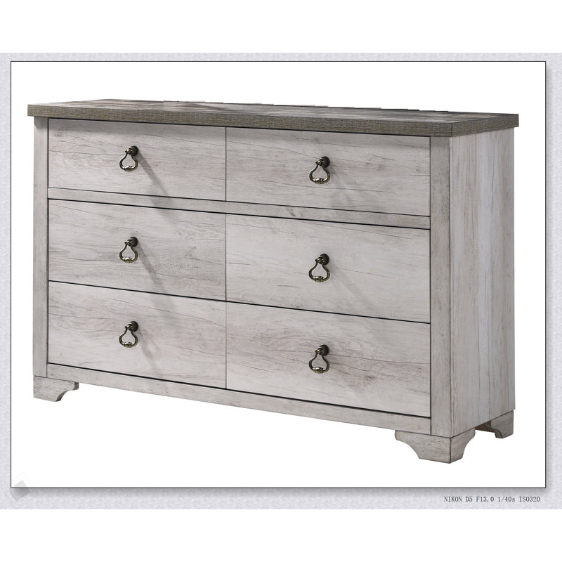 Commode 6 tiroirs de style maison de campagne avec finition en bois flotté patiné et plateau brun vieilli