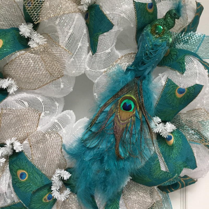 Couronne d'hiver avec paon des neiges
