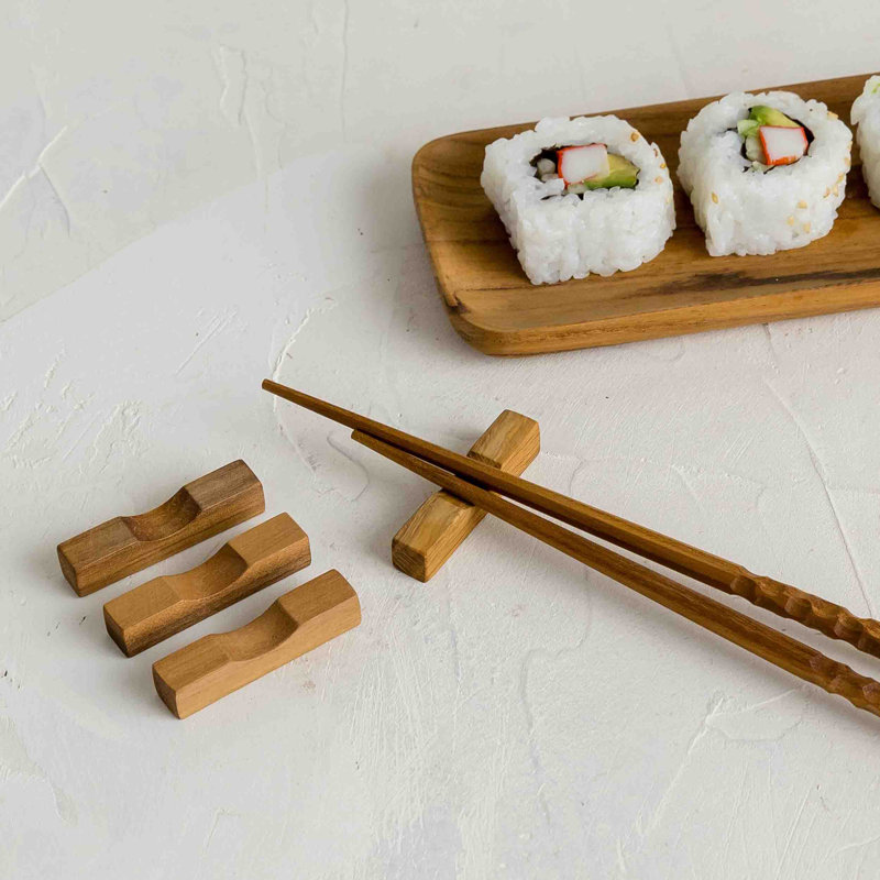 Chiku chiseled chopsticks