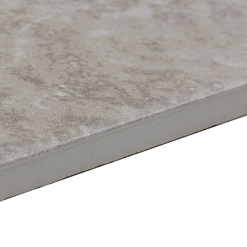 Garniture de carreaux en céramique 6 po x 6 po rock blanc moulure Cromwell