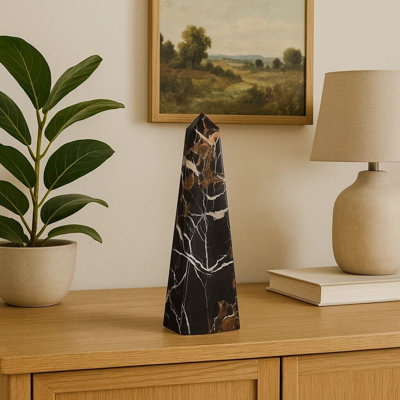Bralei Marble Figurine / Sculpture Decorative Object