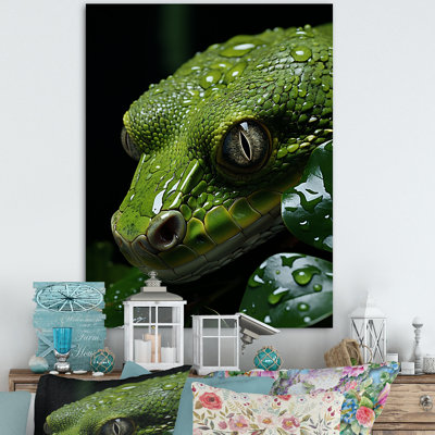 " Coiled Emerald Snake "