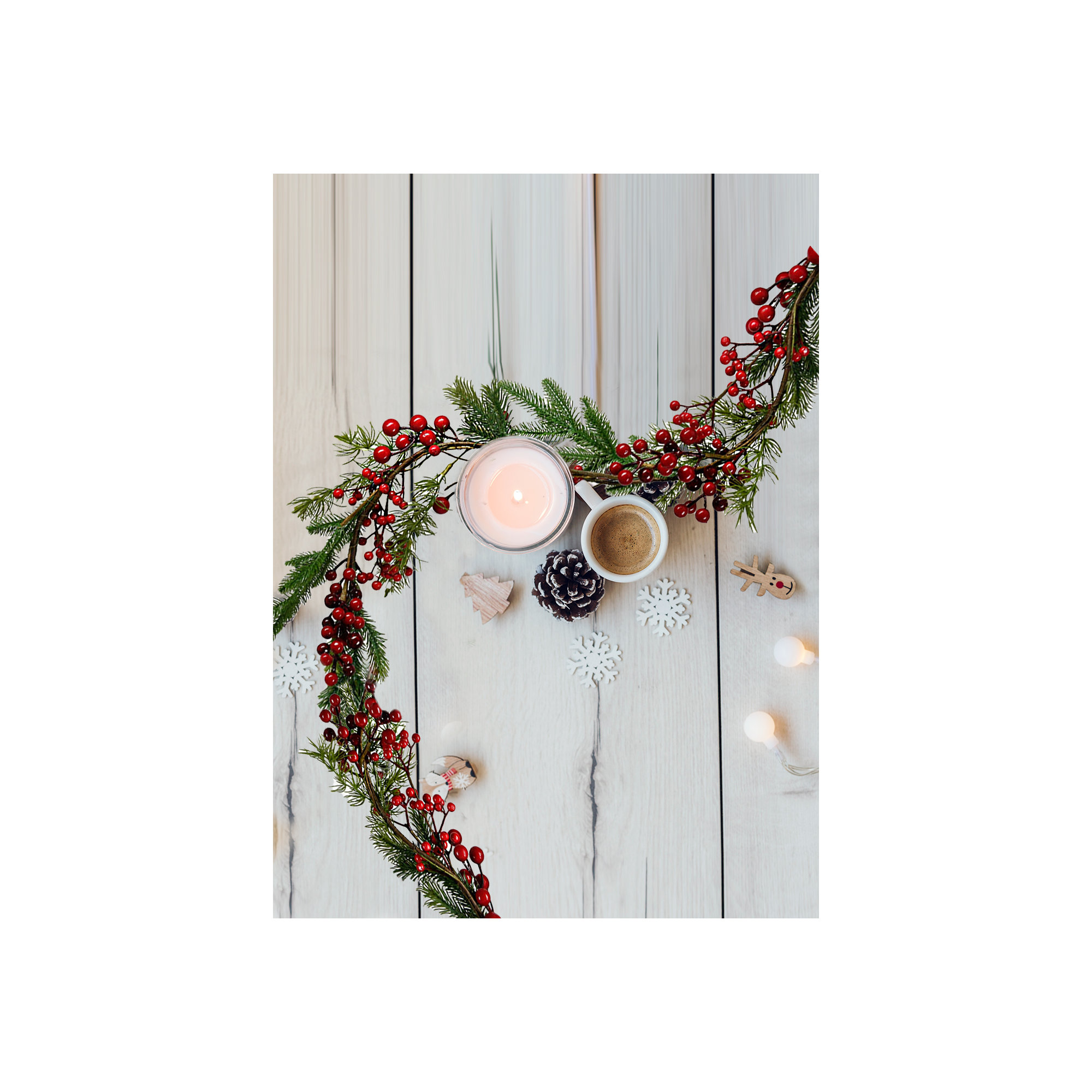 The Holiday Aisle® Classic Winter Berry Garland, Green;Red