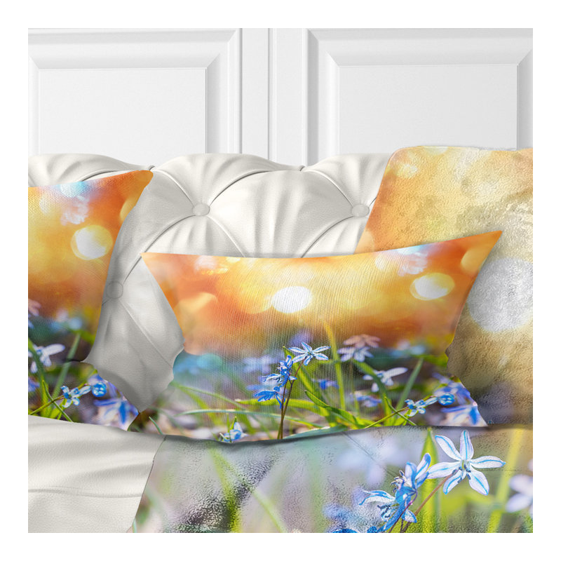 Coussin Little Flowers Meadow with Snowdrops