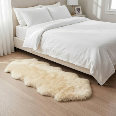 Fraley Sheepskin Indoor Rug
