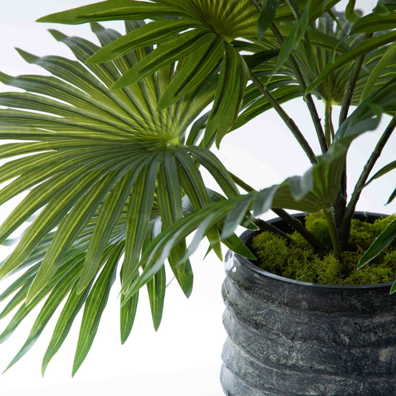 Palmier artificiel en pot