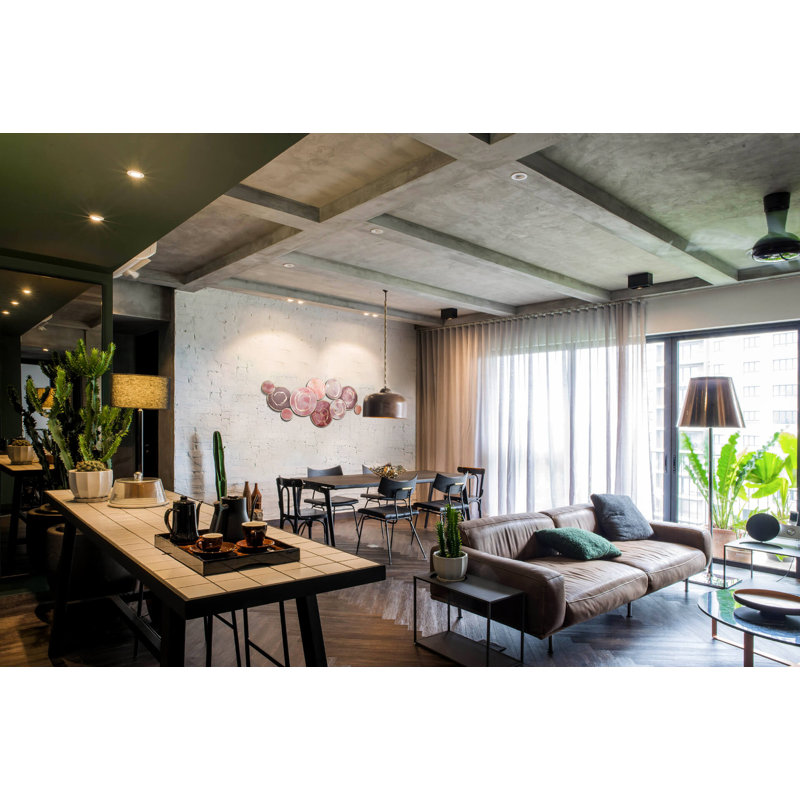 Handmade Glam Abstract Wall Decor on Metal
