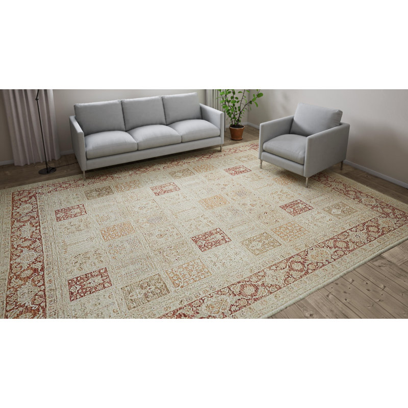 Ivory Traditional Wool Rug - 9'9" x 13'5"