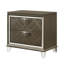 Table de chevet champagne foncé avec caisse en bois