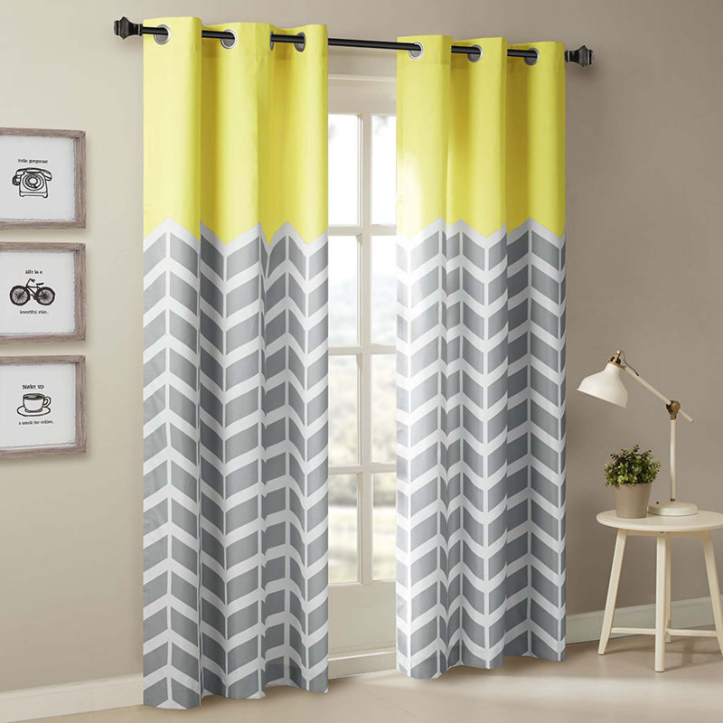 Paire de rideaux obscurcissant avec œillets à chevrons, Jaune, L 42 po x L 63 po