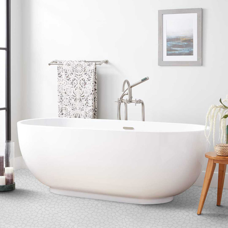 Huron Glass Pebbles Mosaic Tile, White