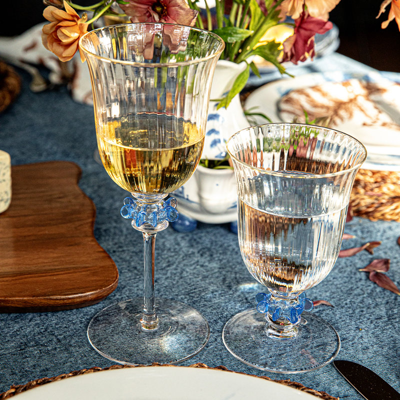 Nell Ruffle Wine Glass