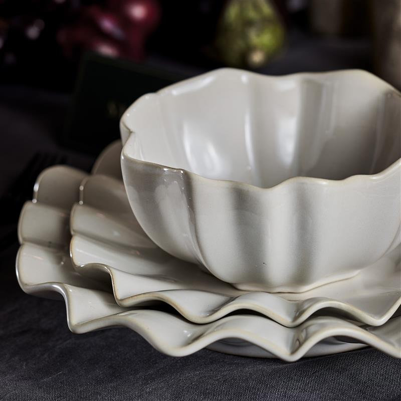 Lotus 12-Piece Dinnerware Set Stoneware