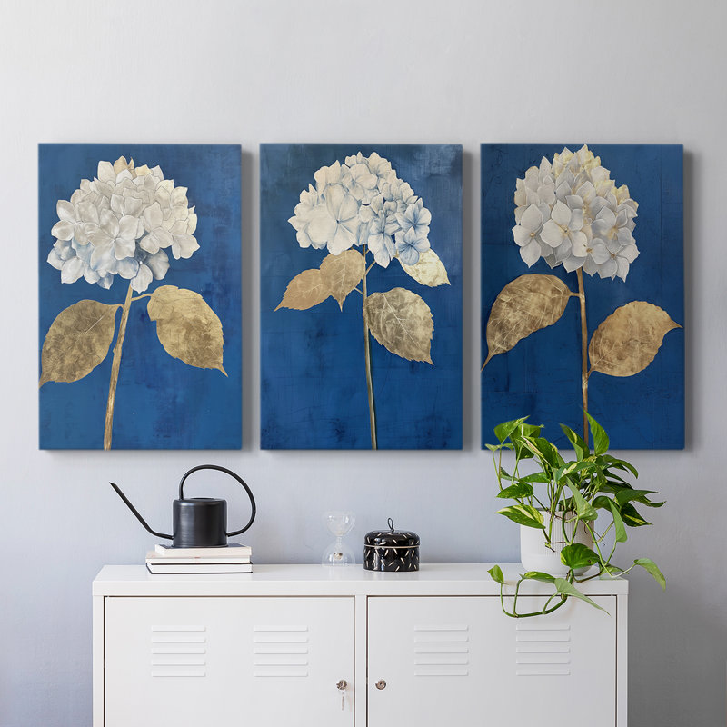 Étude florale XXIX Series - Ensemble de 3 toiles tendues avec châssis - Prêt à être accroché, H 27 po x l 18 po