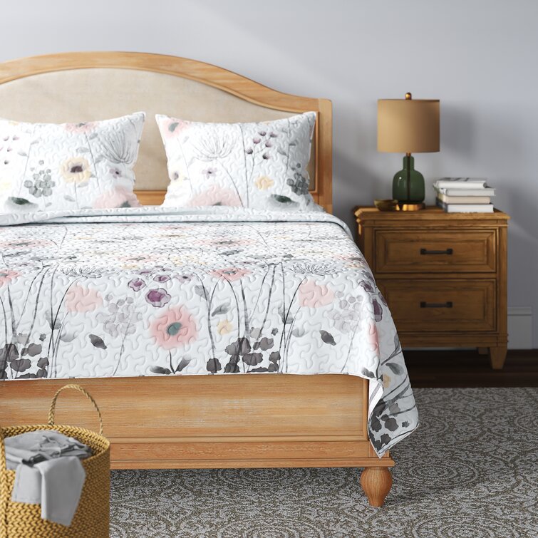 Shillington Microfiber Floral Quilt Set