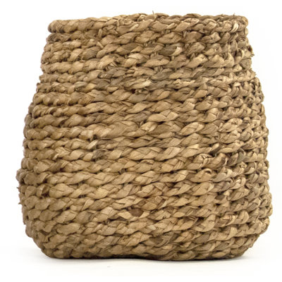 Panier en en rotin tissé