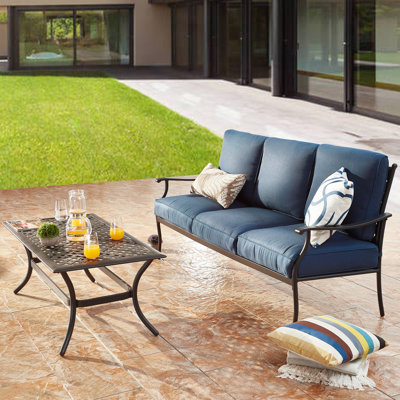 Ensemble de canapé d'extérieur à assise profonde avec coussins et table basse 2 pièces Vlachavas